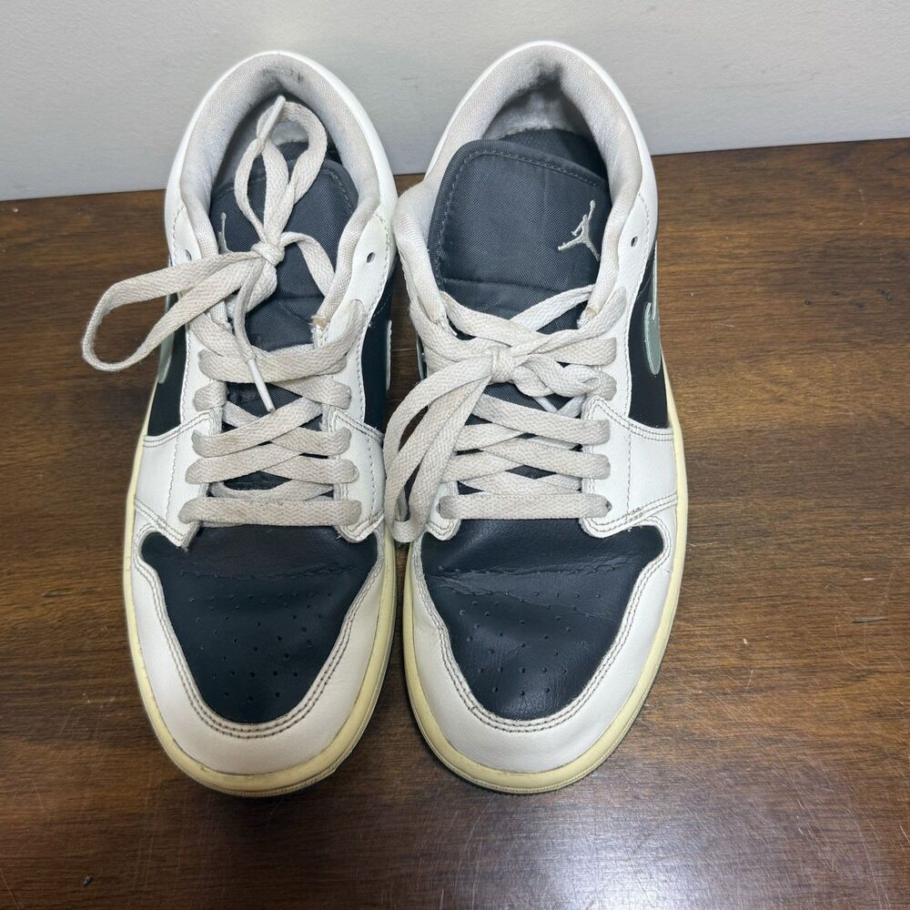 Air Jordan 1 Low Women’s Size 9.5 Anthracite / Jade Smoke Sail - Picture 3 of 10